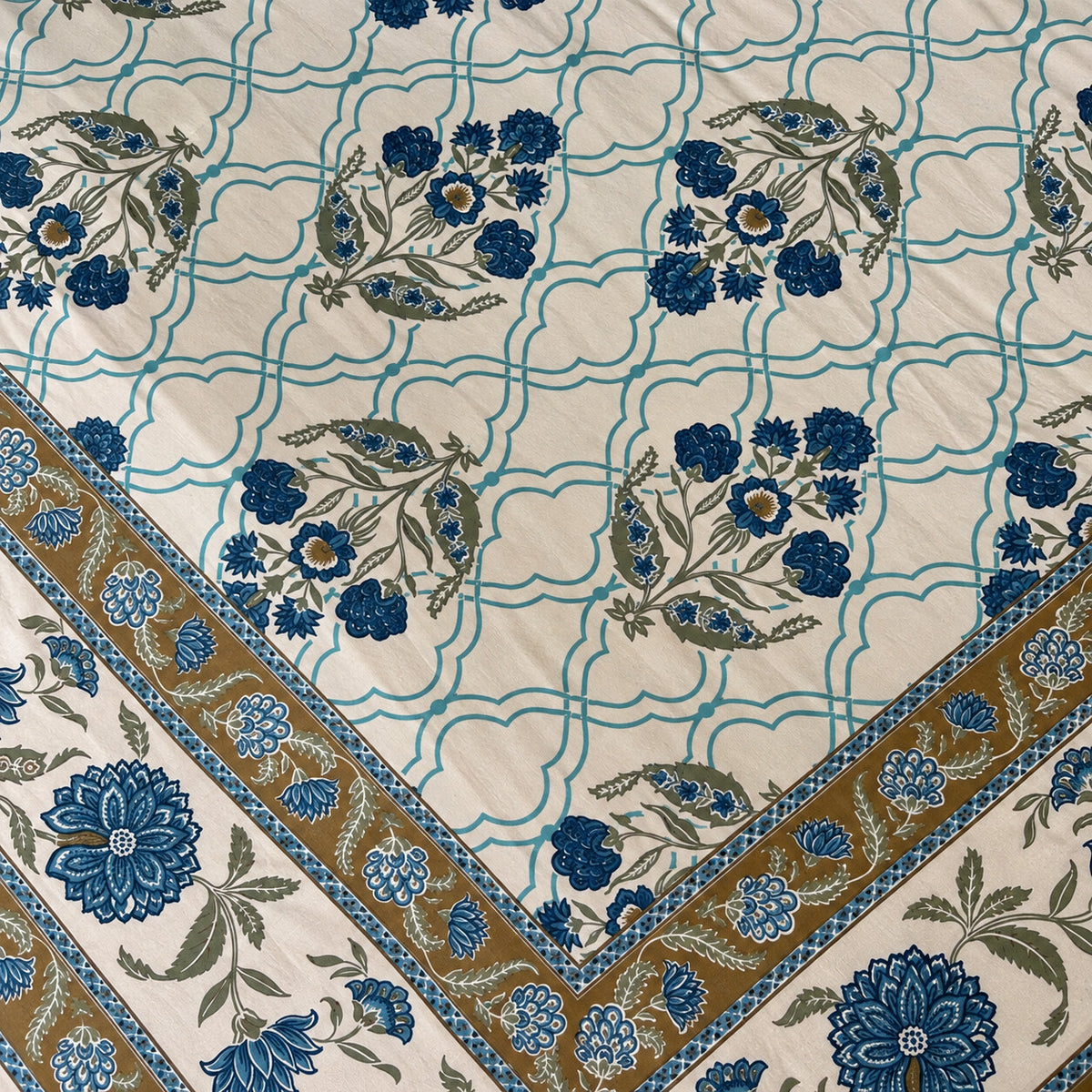 Blue Trellis Buti Rangrez Bedsheet - BS_RZ_KS_013 - fabric close-up