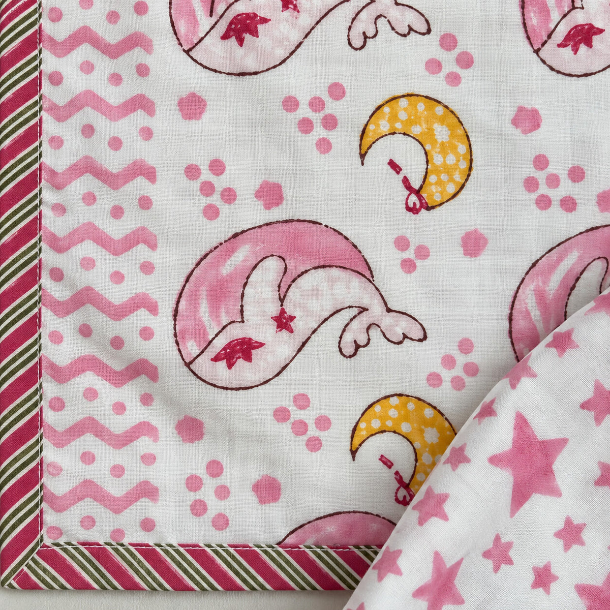 Pink Whale Moon Baby Dohar - DH_SUB_BB_002 - print and border close-up