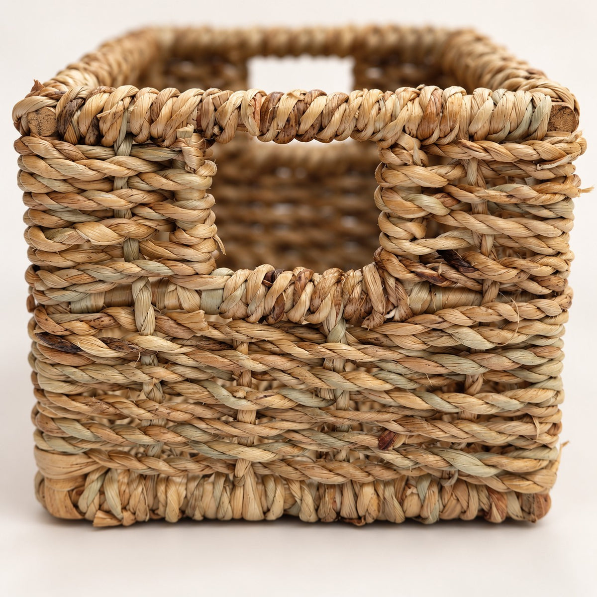 Rope Weave Jaltarang Kauna Grass Basket with Cane Frame - OG_JT_CF_001 - handle and weave close-up