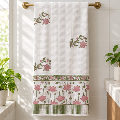 Pink Lotus Sahaj Waffle Bath Towel - TW_SH_SG_001 - lifestyle
