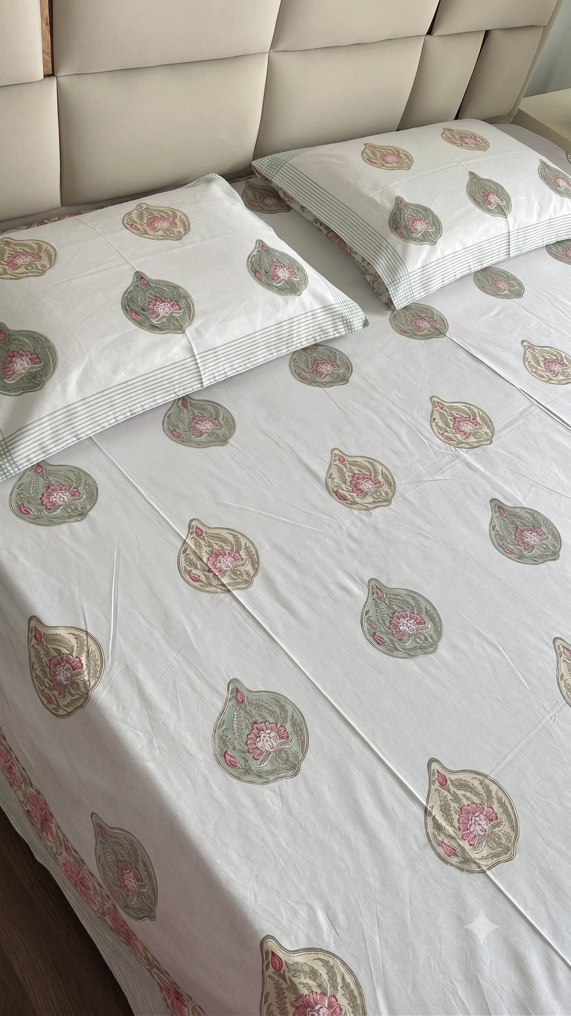 Mughal Paisley Sanganeri hand block printed king bedsheet — Artisan's Thread